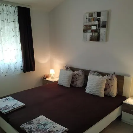 By The Sea Sevid, Trogir - 18168 Apartment *