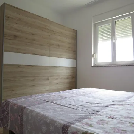By The Sea Sevid, Trogir - 18168 Apartment